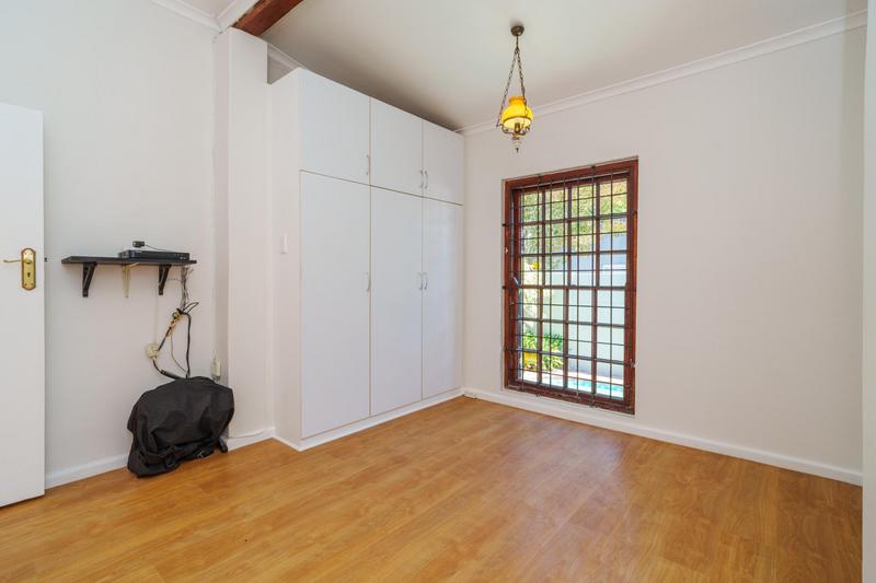 2 Bedroom Property for Sale in Kenilworth Western Cape